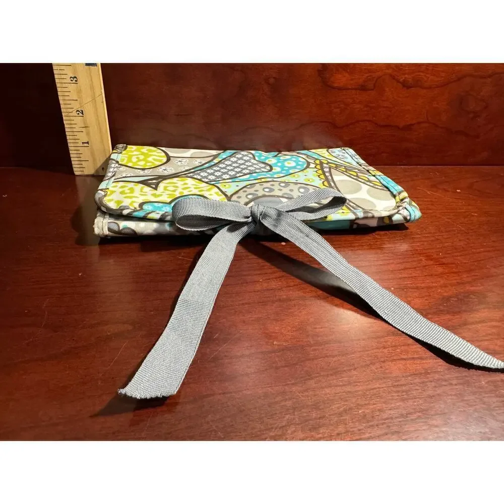 Thirty-One Fold and Go Organizer Tri Fold Note Pad Heart Pattern Tie Closure